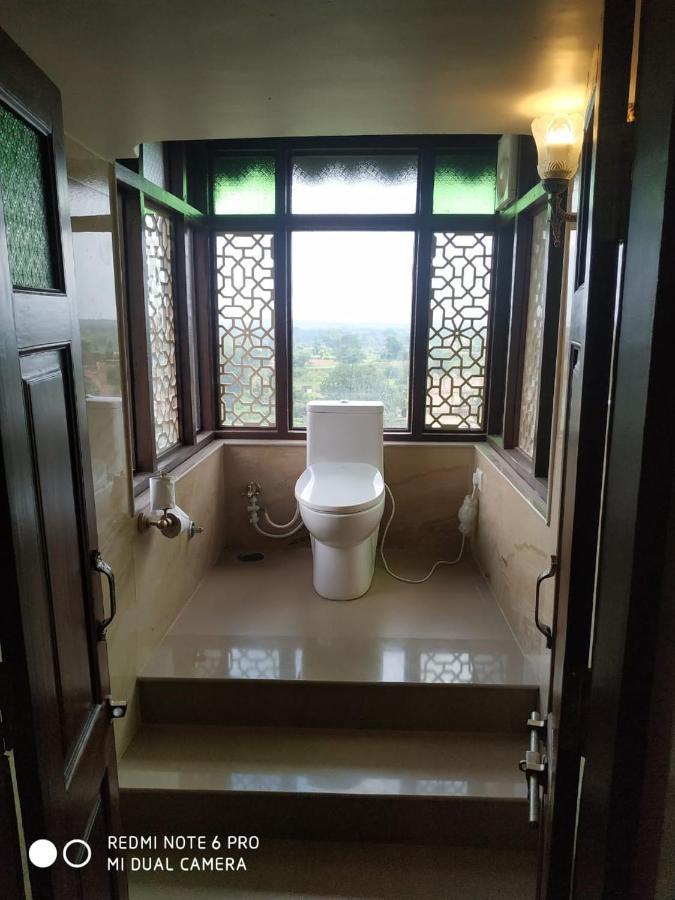 Mpt Sheesh Mahal, Orchha酒店 外观 照片