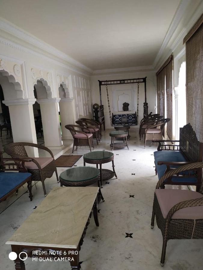 Mpt Sheesh Mahal, Orchha酒店 外观 照片