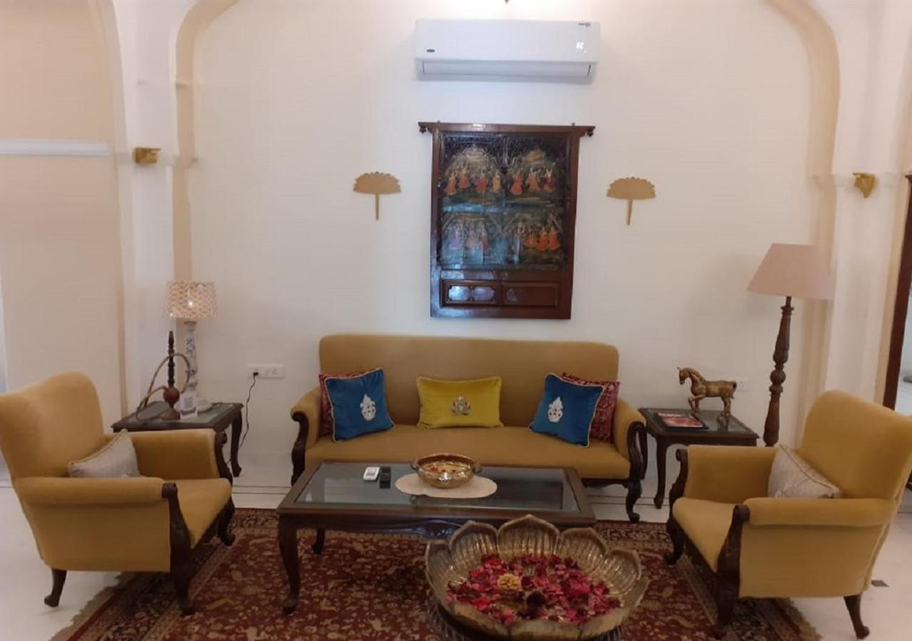 Mpt Sheesh Mahal, Orchha酒店 外观 照片